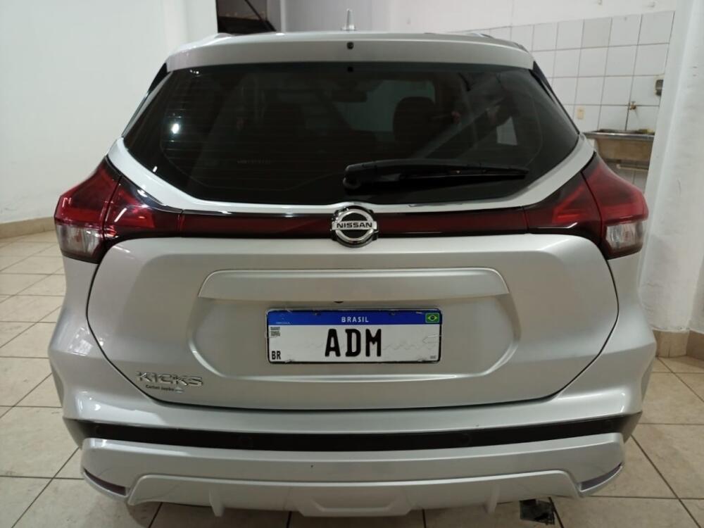 Nissan Kicks