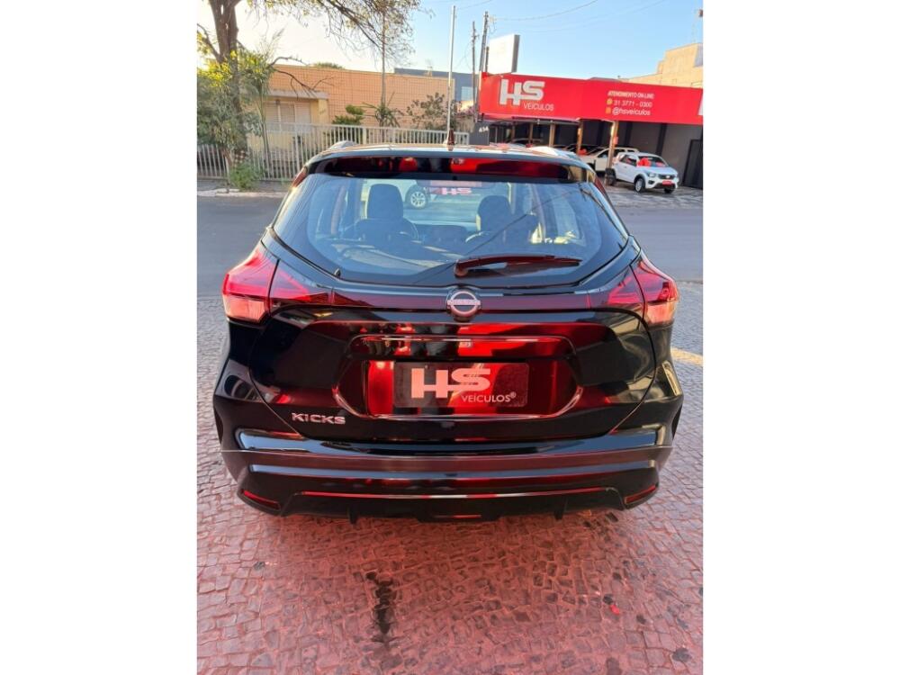 Nissan Kicks