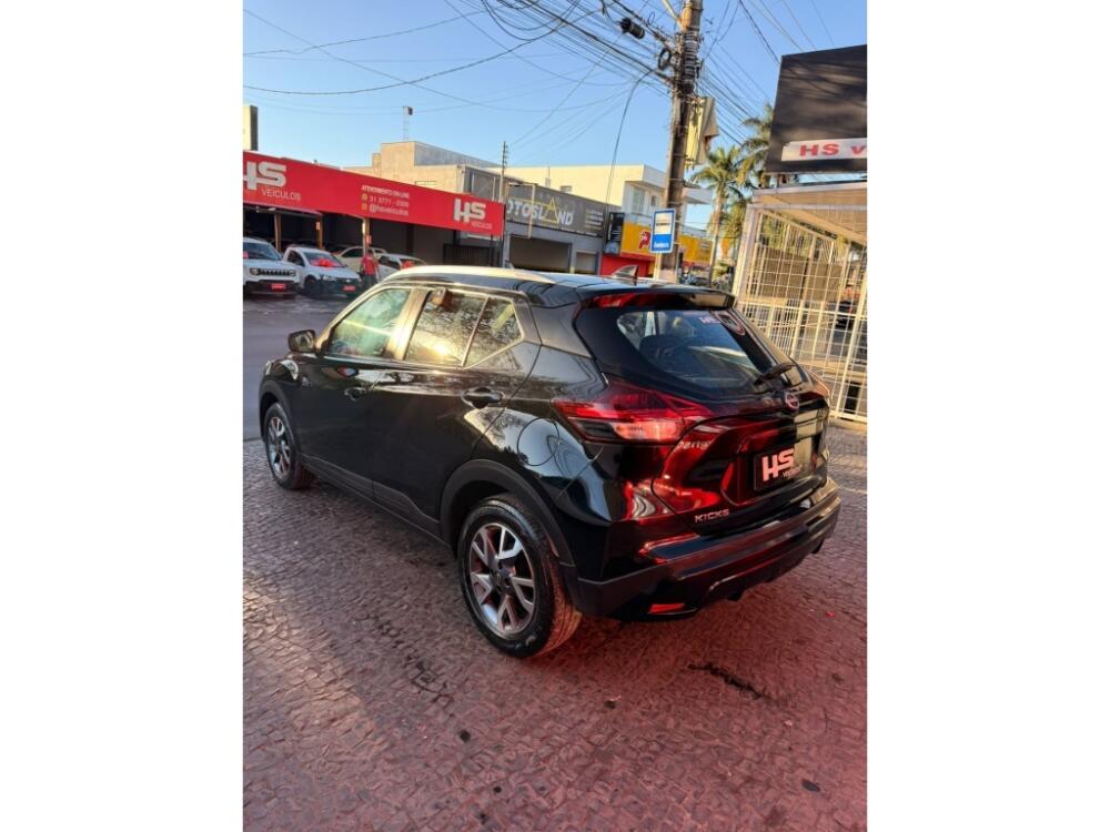Nissan Kicks