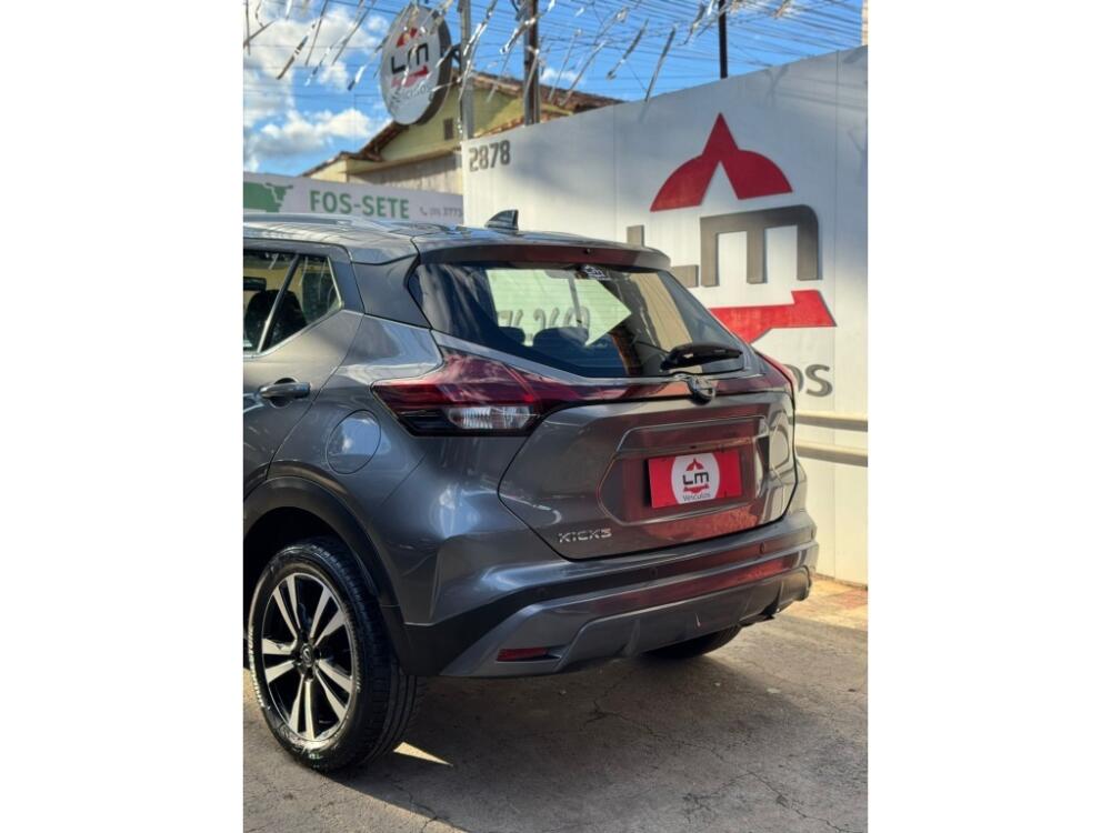 Nissan Kicks