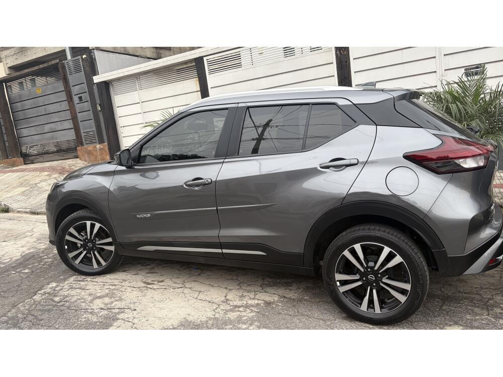 Nissan Kicks