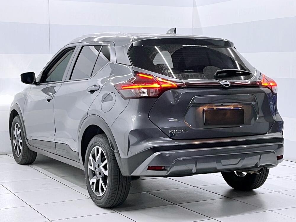 Nissan Kicks