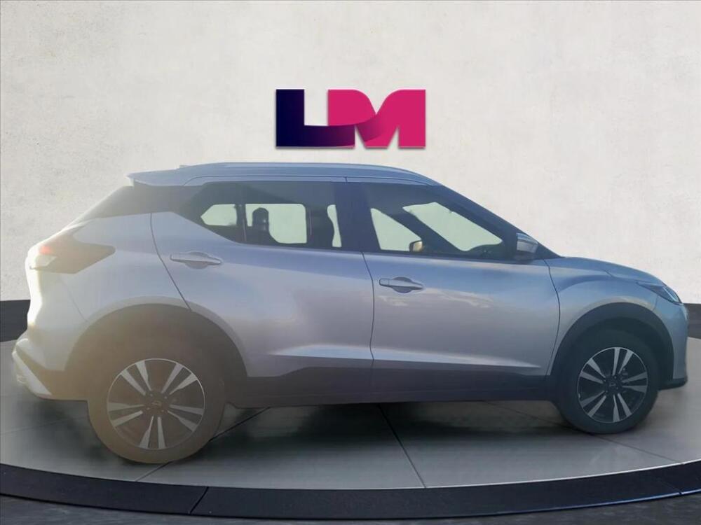 Nissan Kicks Play