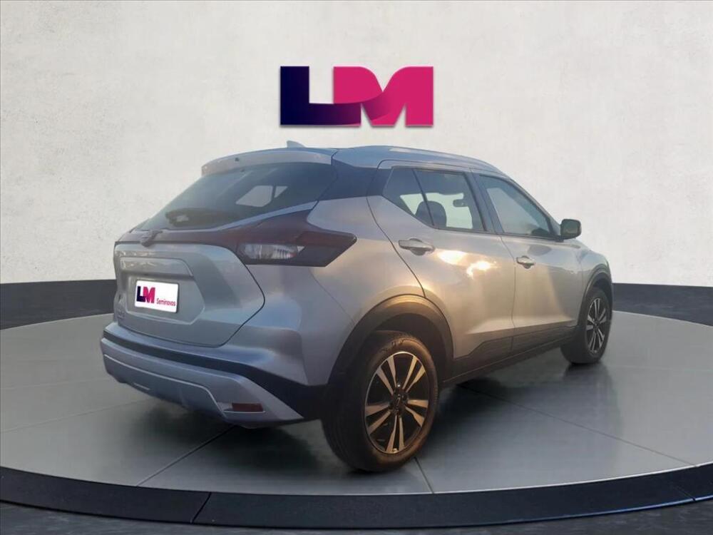 Nissan Kicks Play
