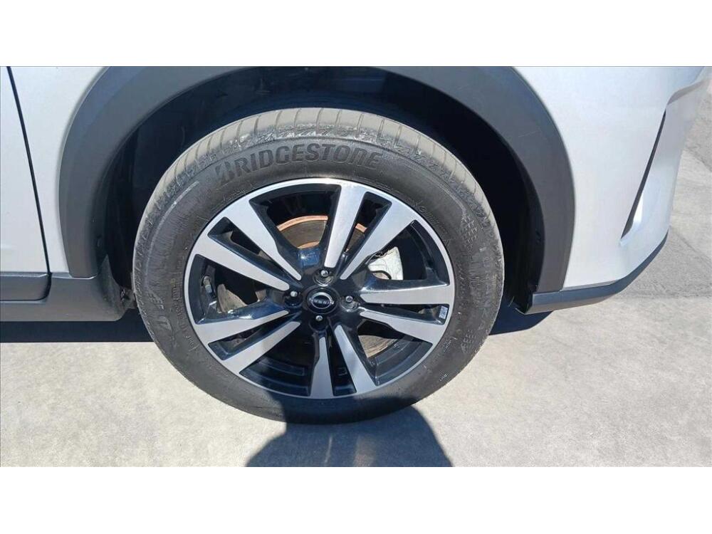 Nissan Kicks Play