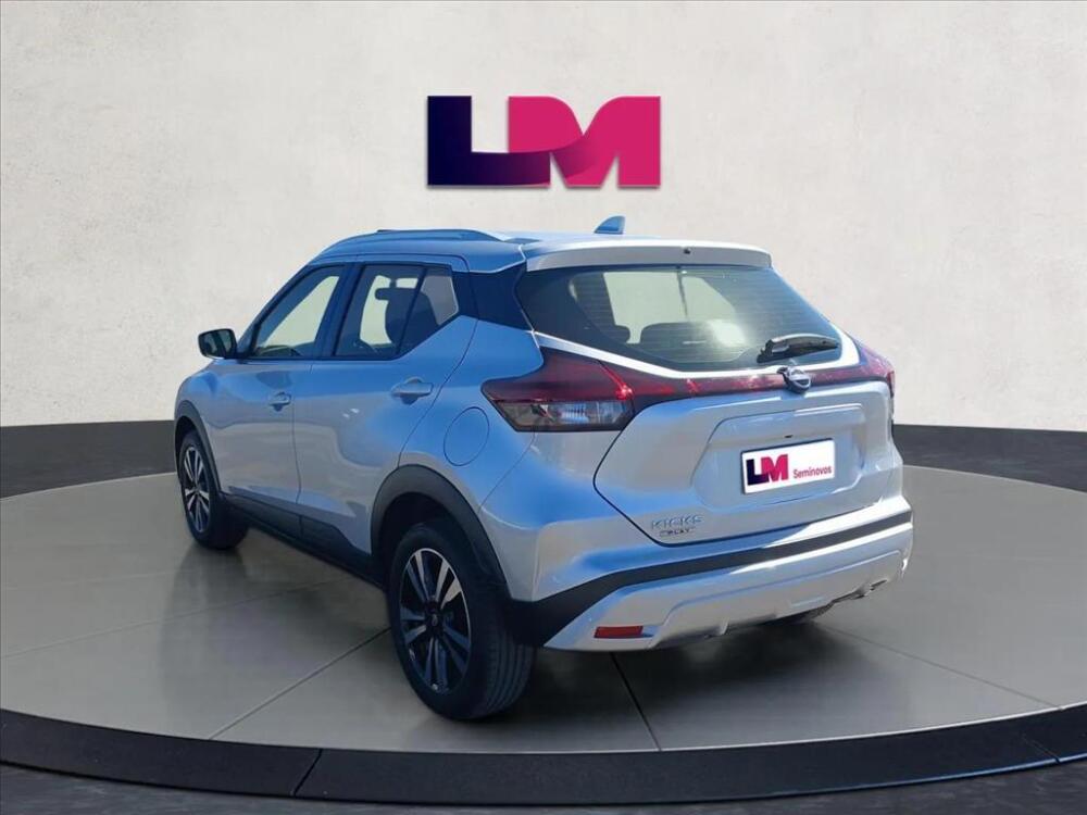 Nissan Kicks Play