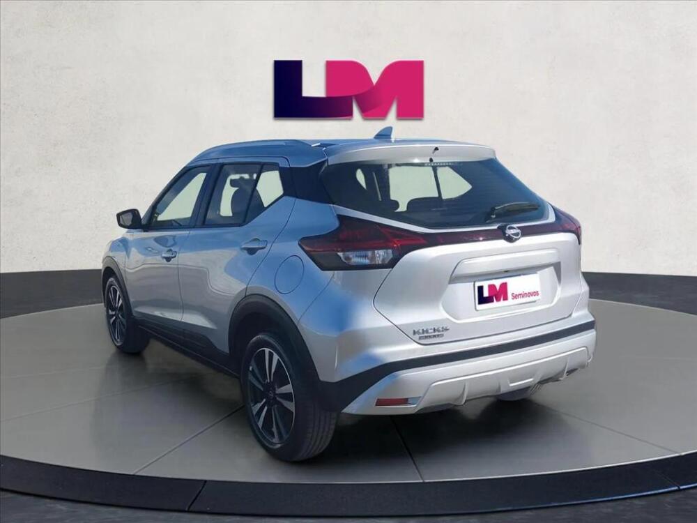 Nissan Kicks Play