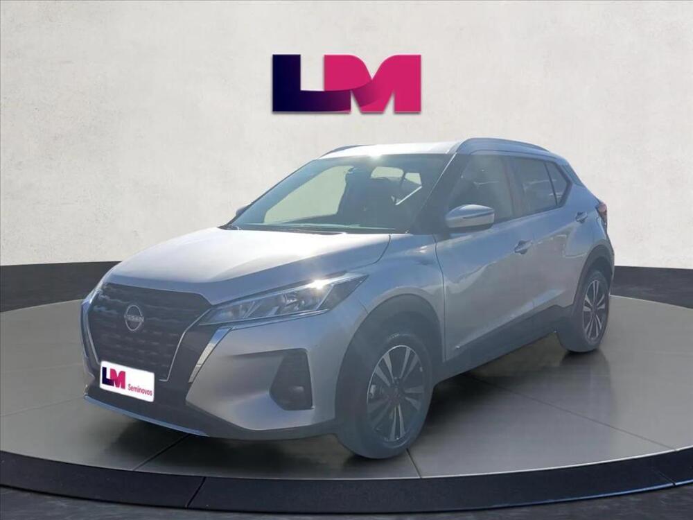 Nissan Kicks Play