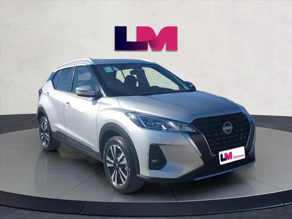 Nissan Kicks Play