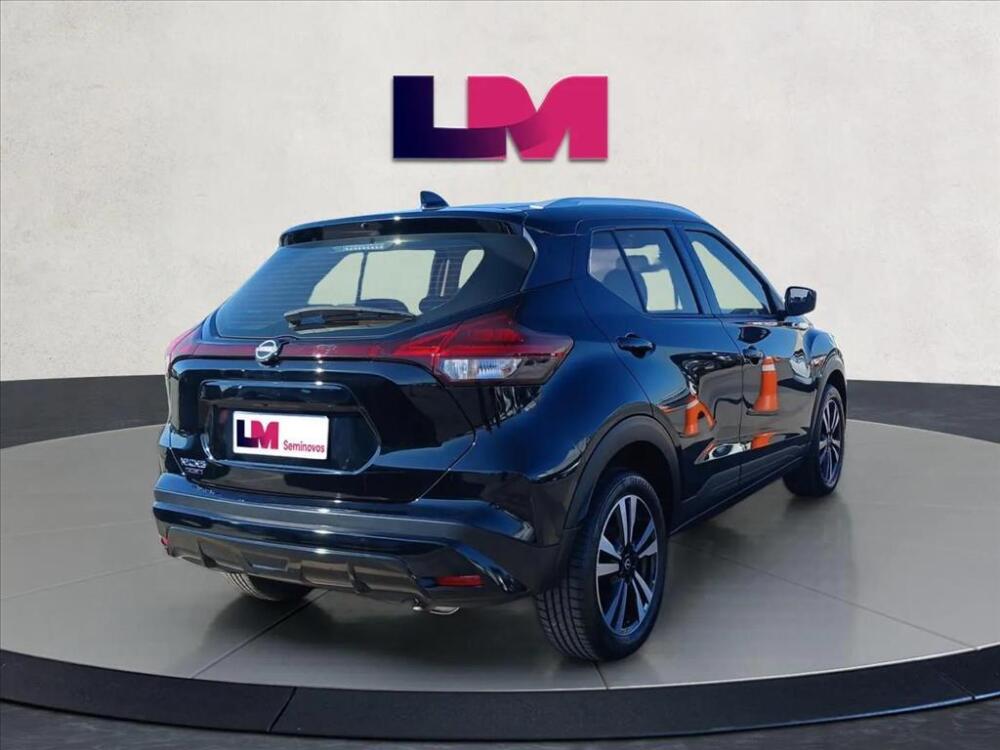 Nissan Kicks Play