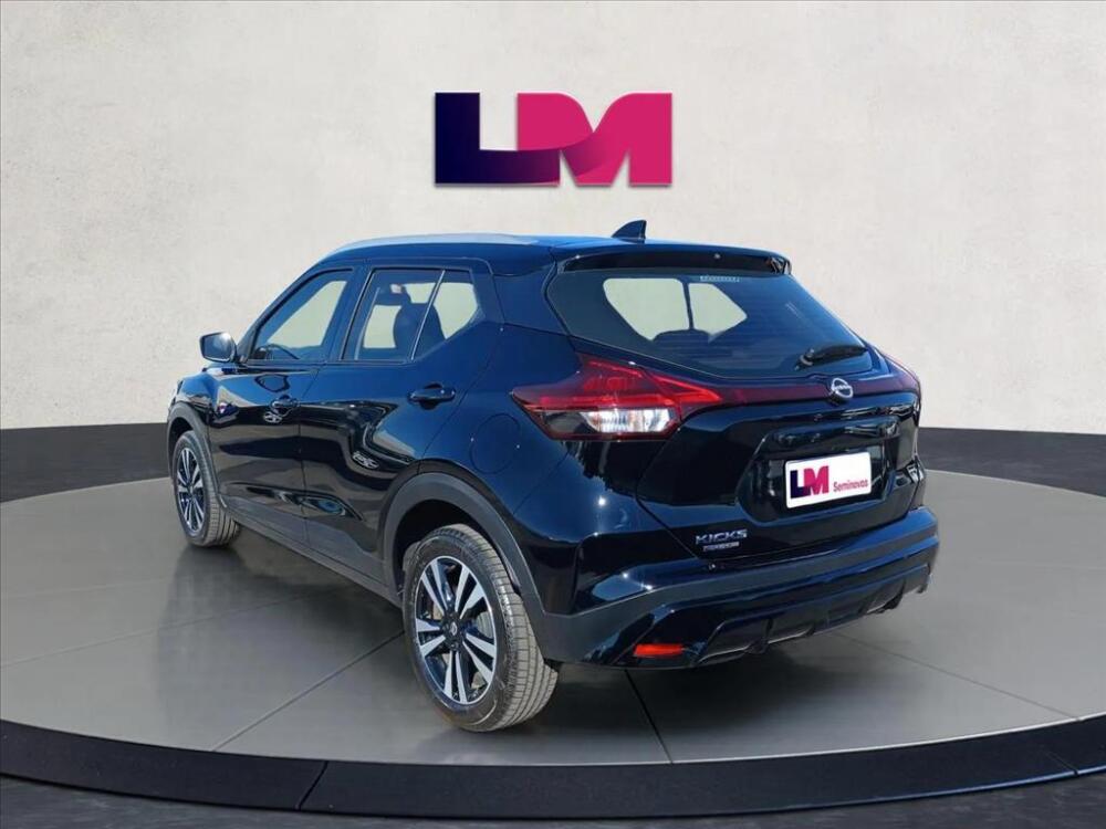 Nissan Kicks Play