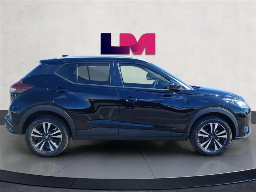 Nissan Kicks Play