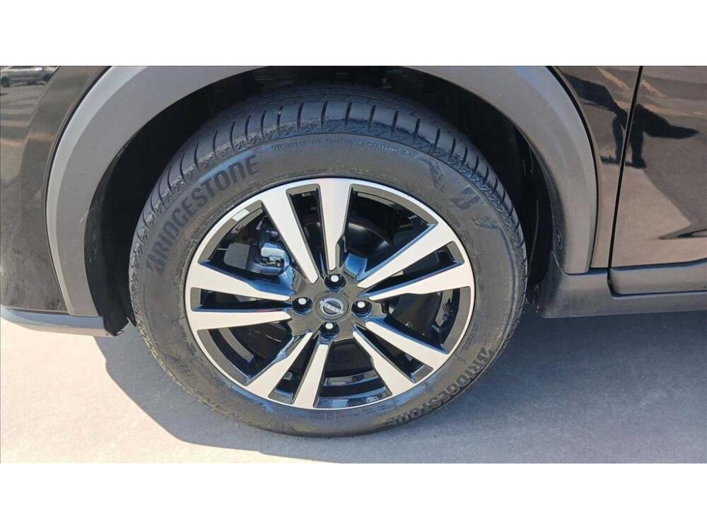 Nissan Kicks Play