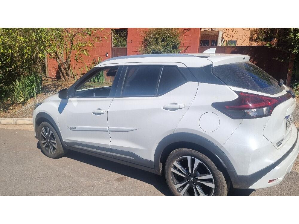 Nissan Kicks Play
