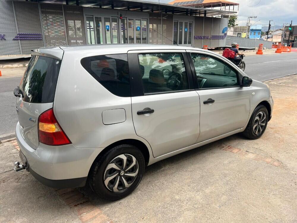 Nissan Livina