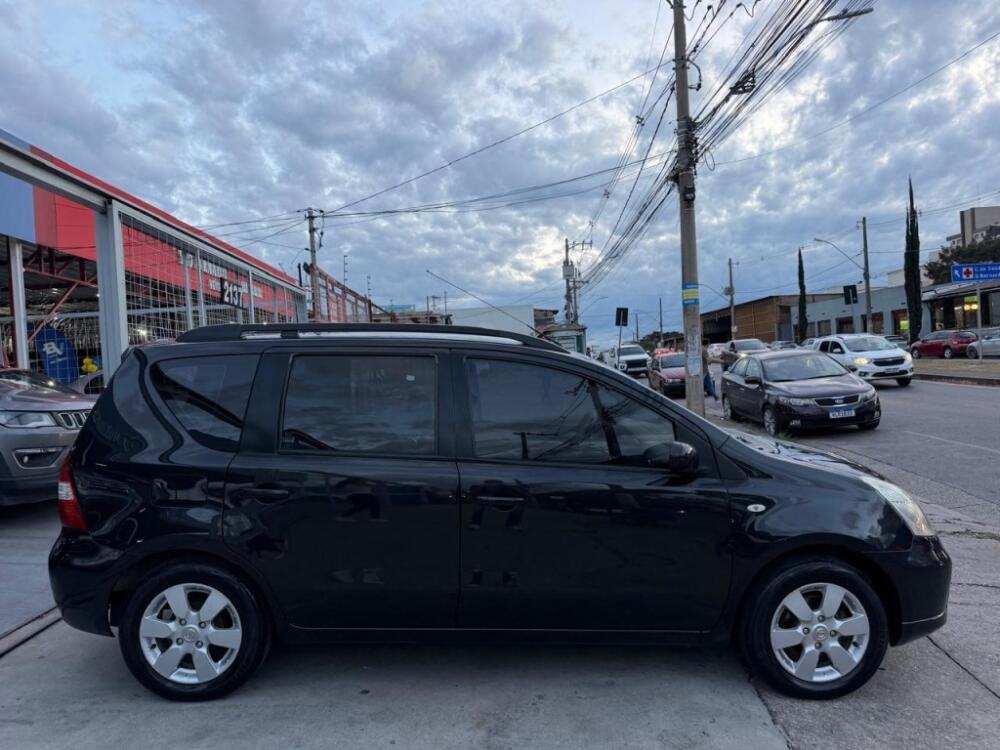 Nissan Livina