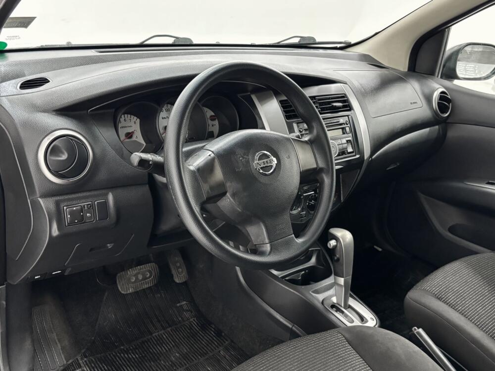 Nissan Livina