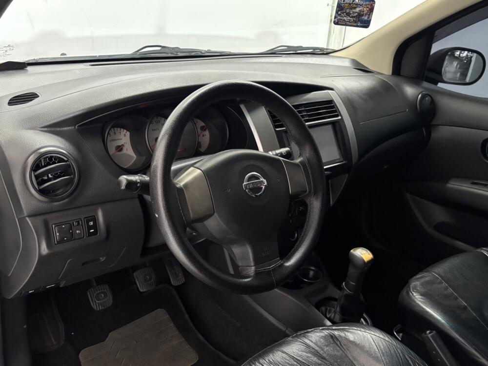 Nissan Livina