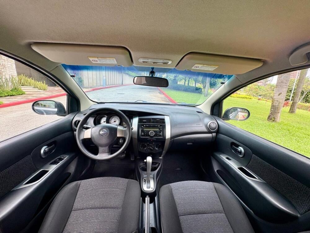 Nissan Livina