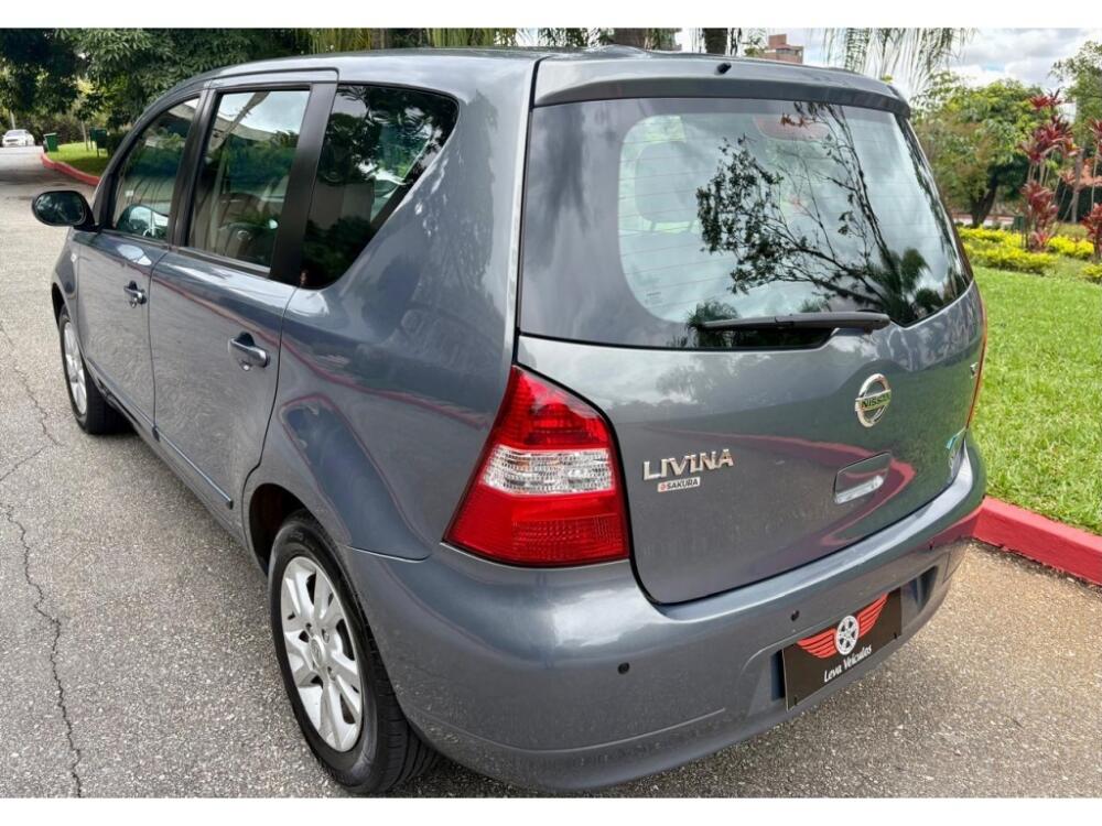 Nissan Livina