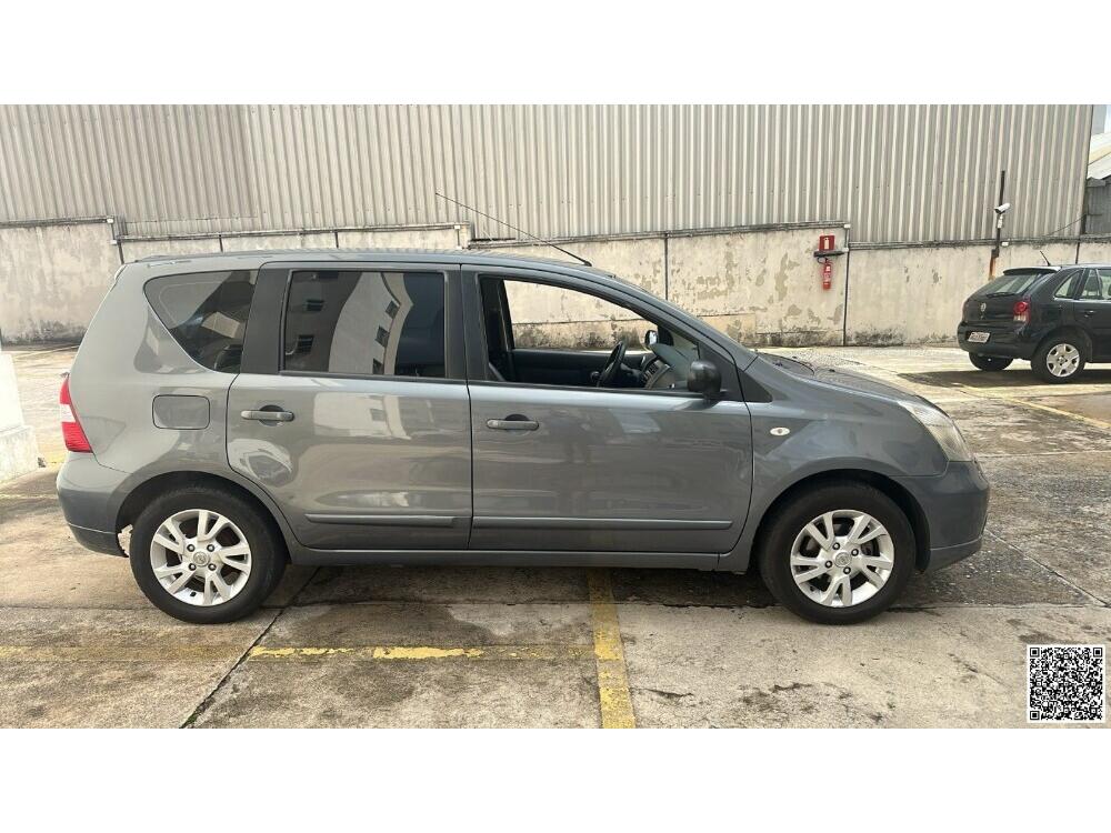 Nissan Livina