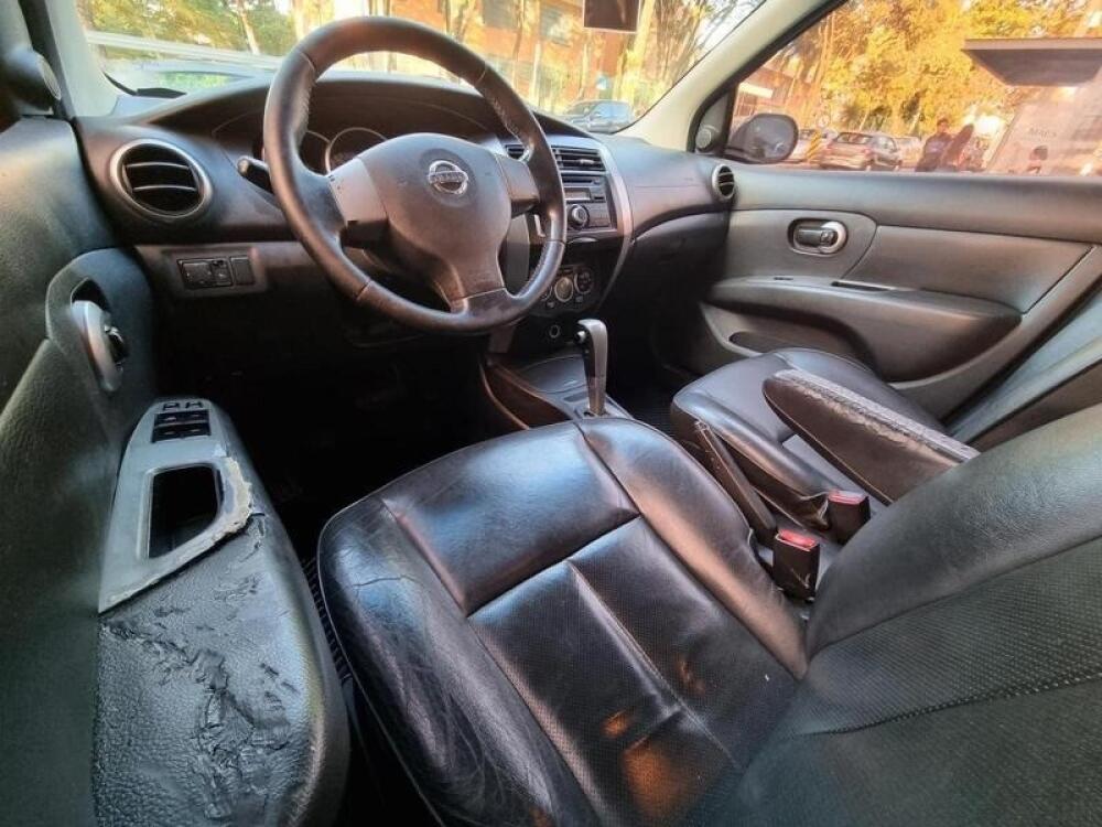 Nissan Livina