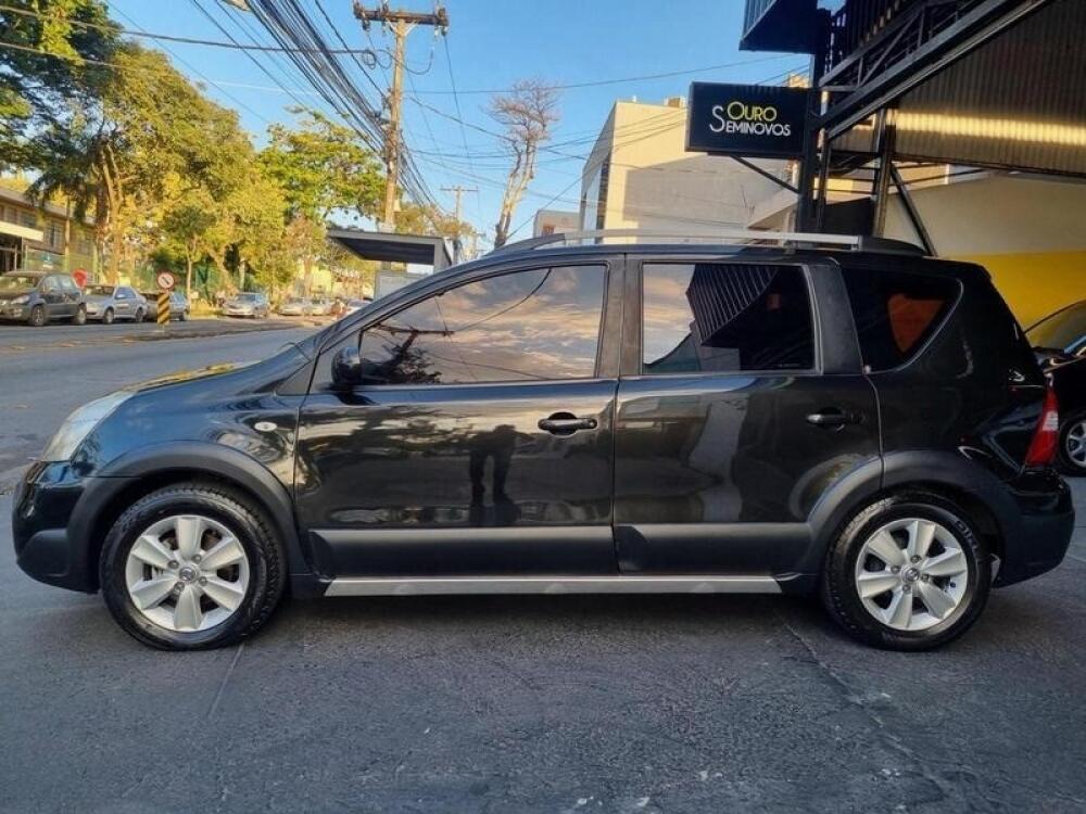 Nissan Livina