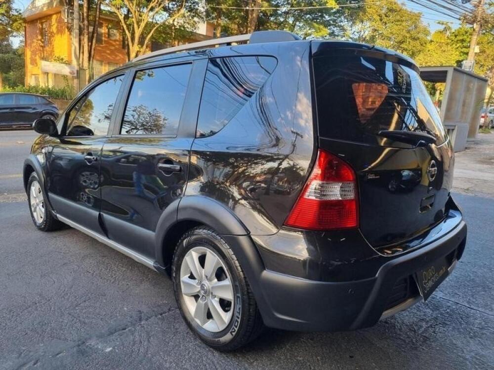 Nissan Livina