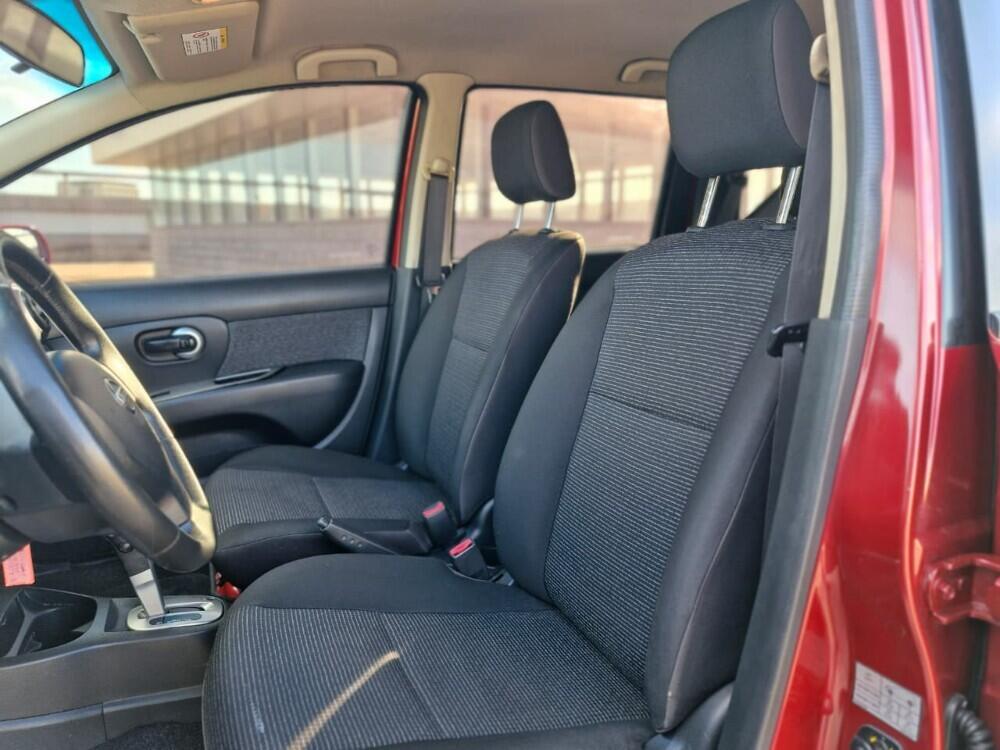Nissan Livina