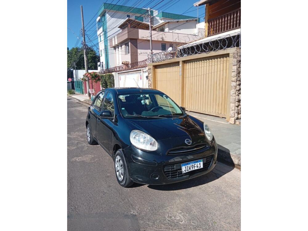 Nissan March 1.0 16v Fuel 2011