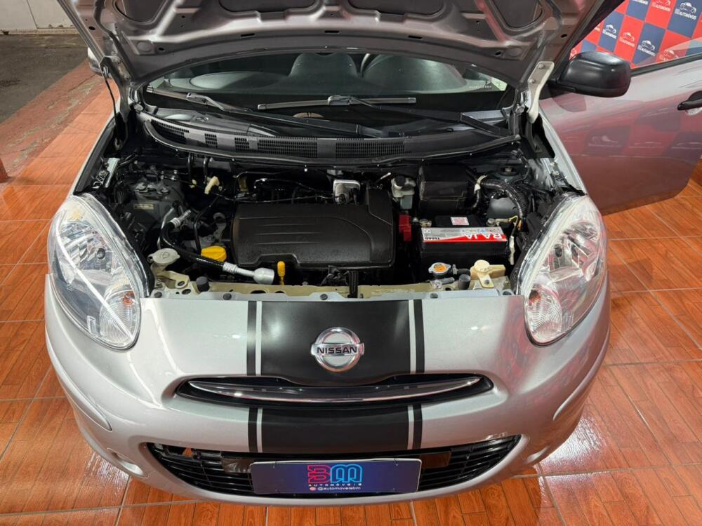 Nissan March