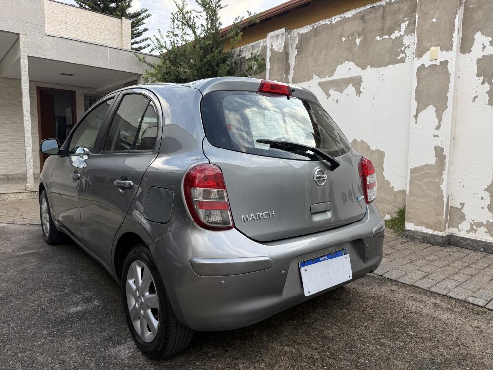Nissan March