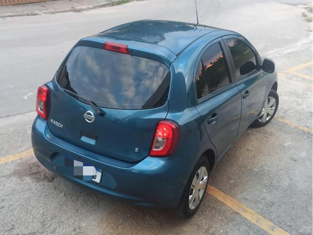 Nissan March