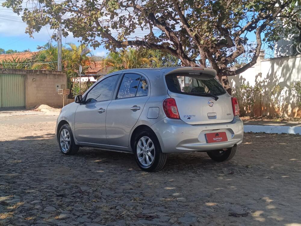Nissan March