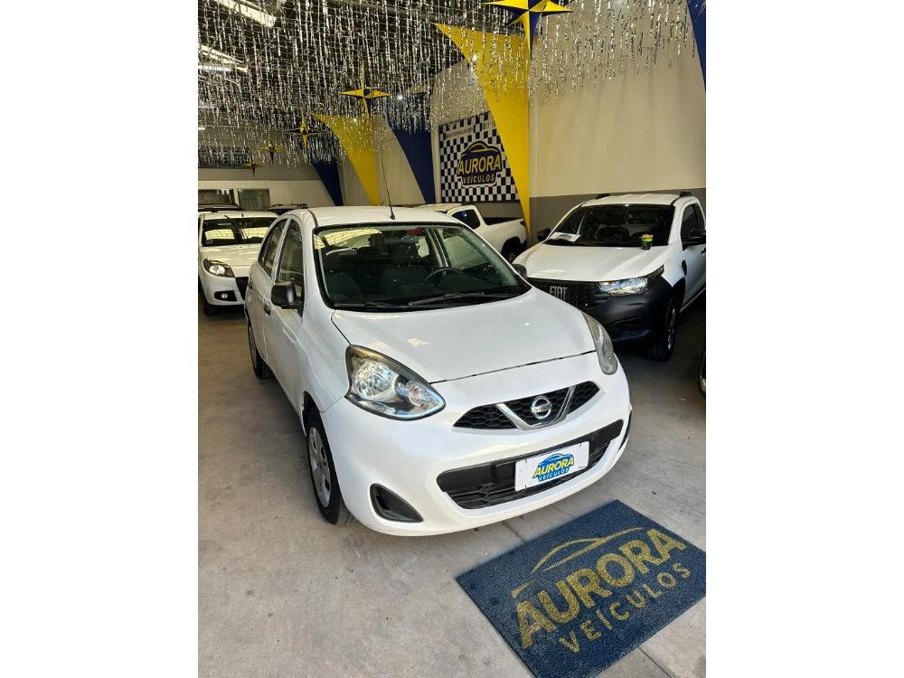 Nissan March S 1.6 16V FLEX 2015