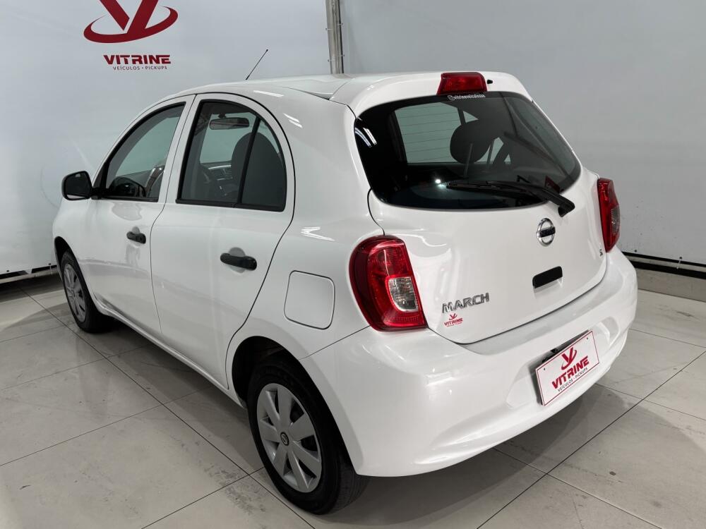Nissan March