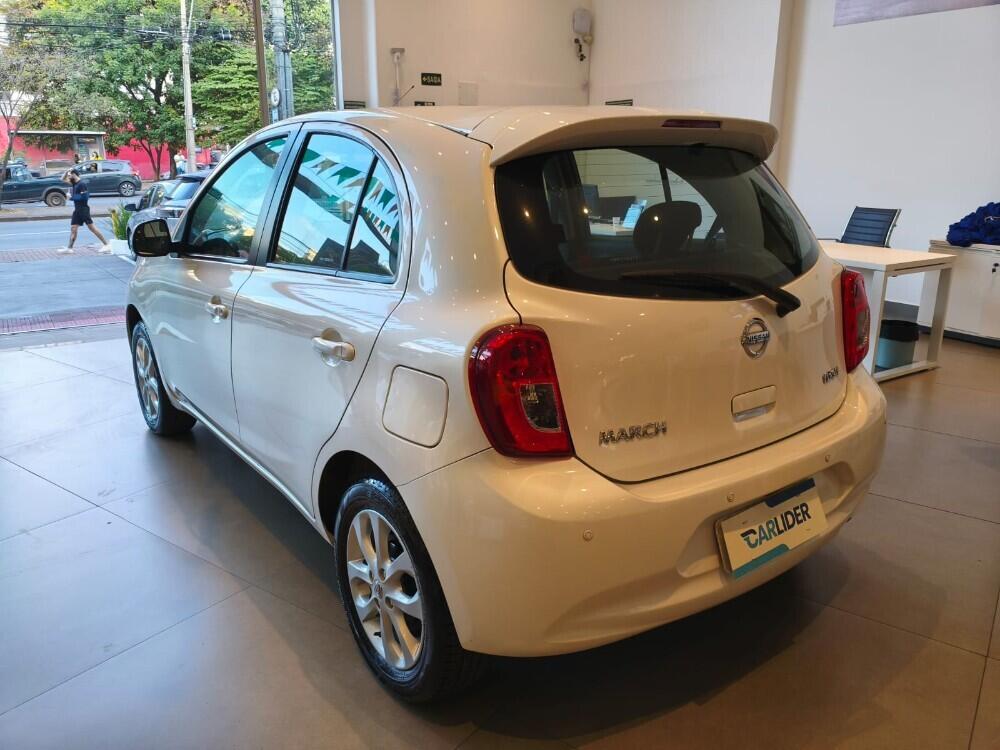 Nissan March