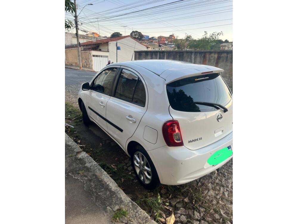 Nissan March