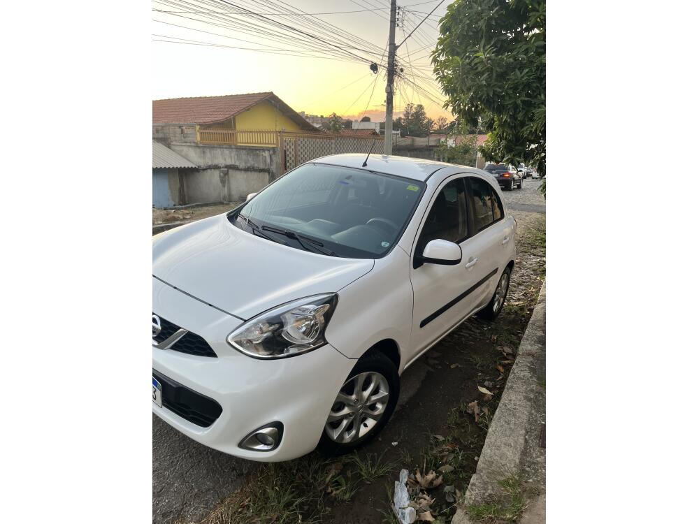 Nissan March