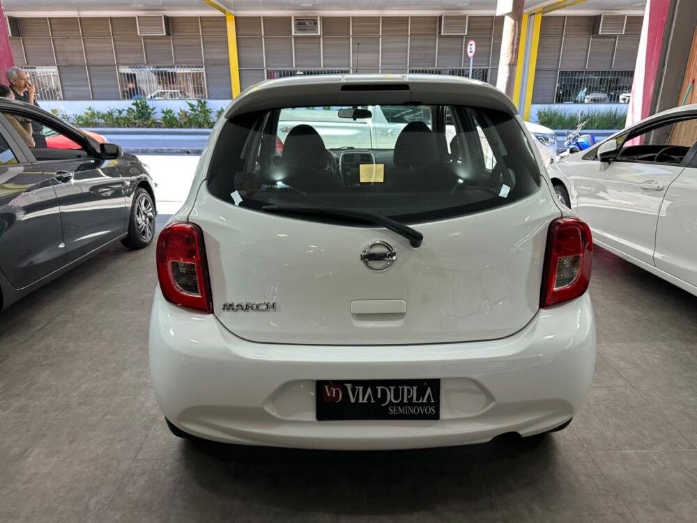 Nissan March