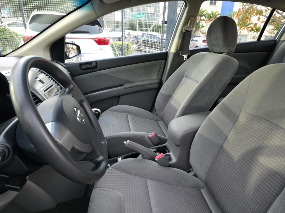 Nissan Sentra