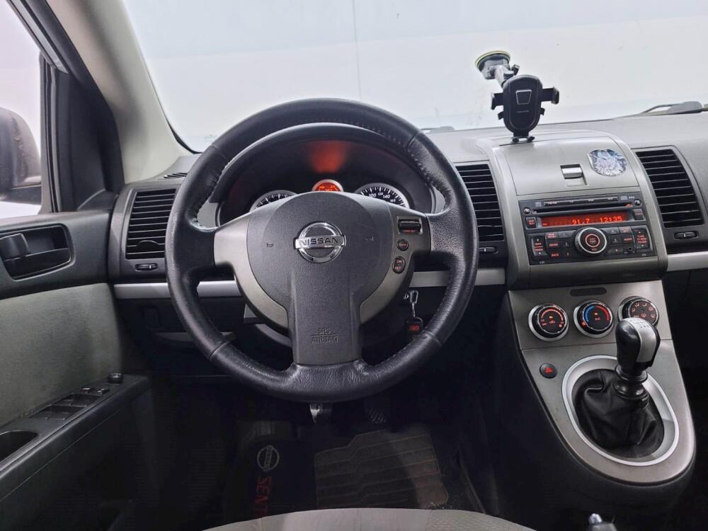 Nissan Sentra