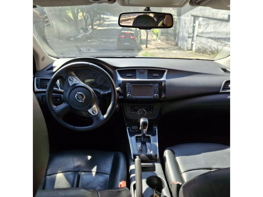 Nissan Sentra