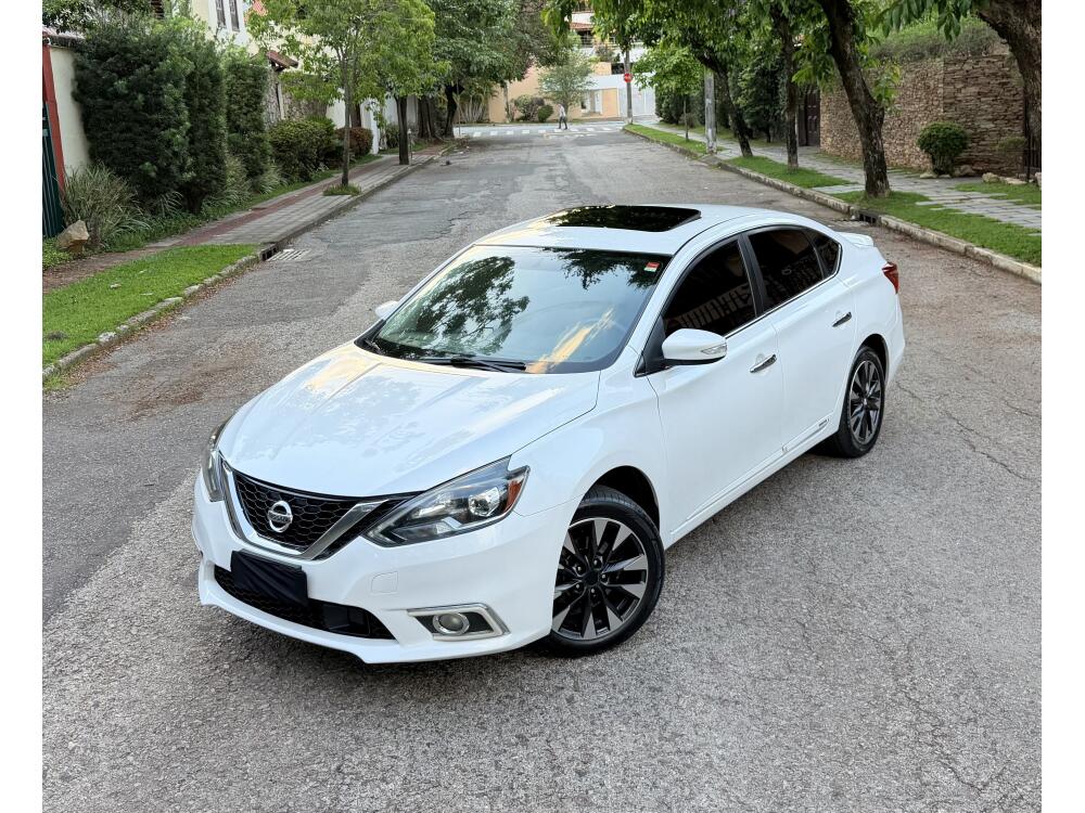Nissan Sentra SL Automático + Teto Solar 2019