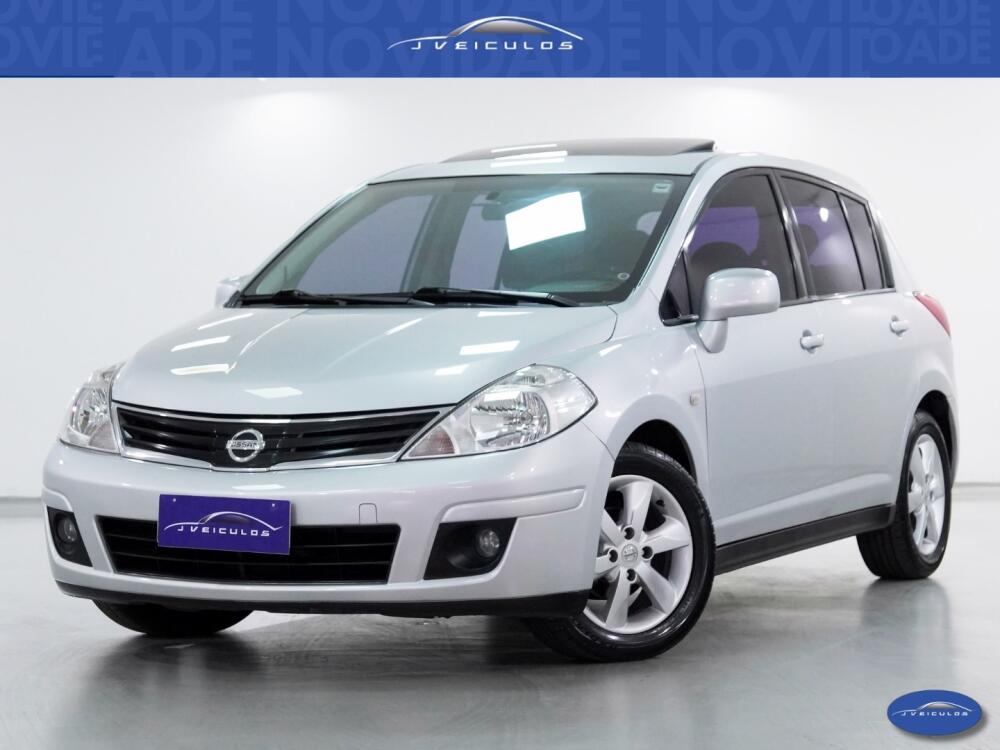 Nissan Tiida Hatch