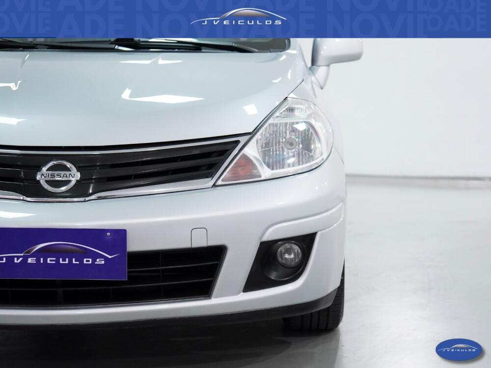 Nissan Tiida Hatch