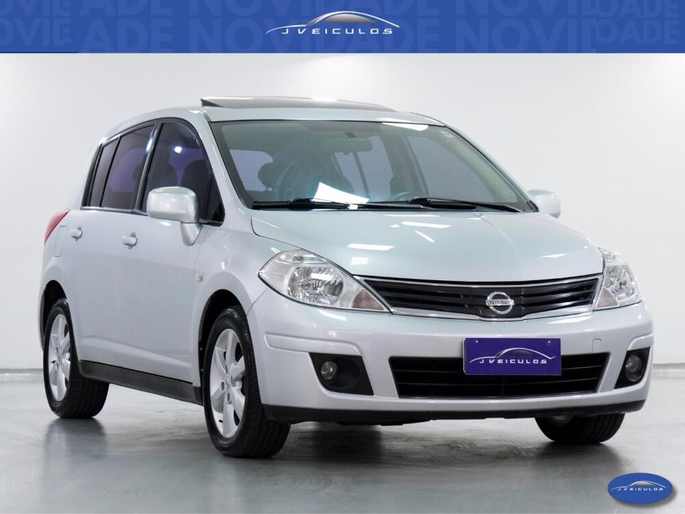 Nissan Tiida Hatch