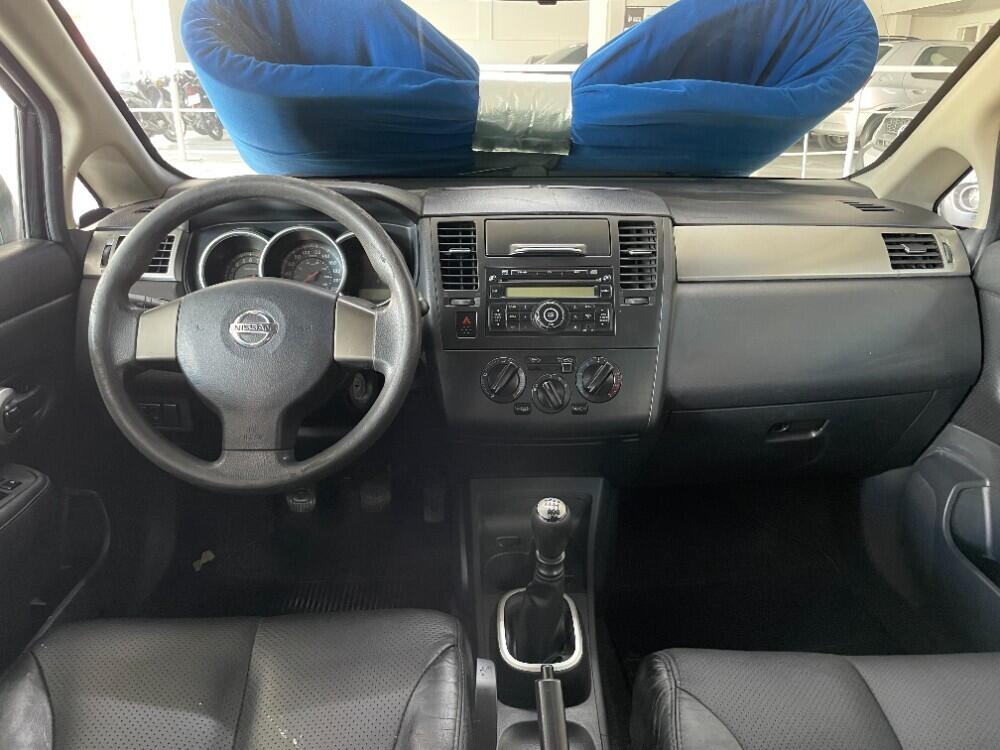 Nissan Tiida Hatch