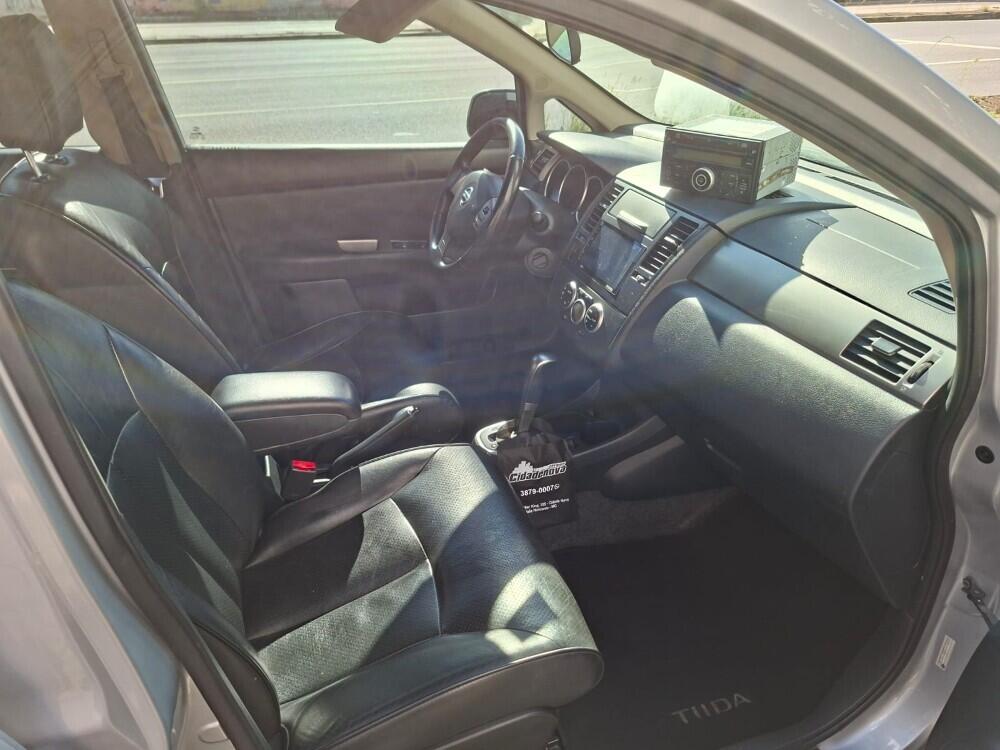 Nissan Tiida Hatch