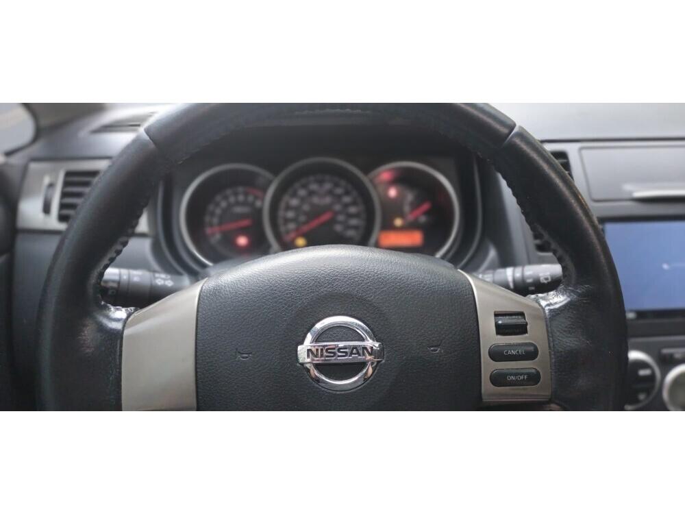 Nissan Tiida Hatch